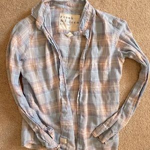 Women’ medium Frank & Eileen button down